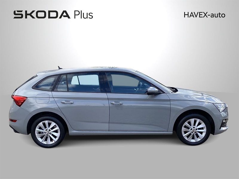 Škoda Scala (2023) 1.0 TSI DSG Ambition - fotka 29 z 31