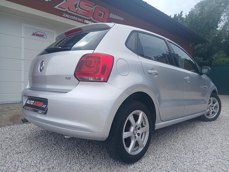 Volkswagen Polo 1.4i KLIMA ALU - fotka 3 z 27