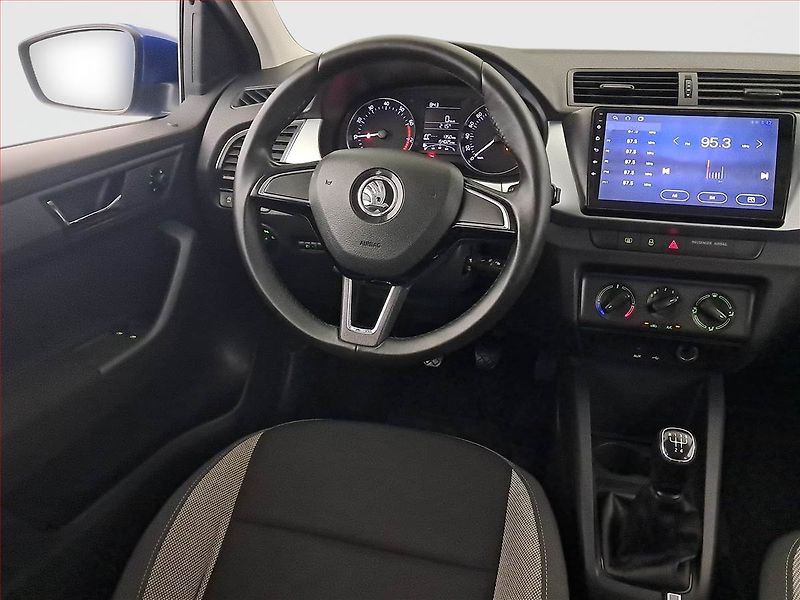 Škoda Fabia (2017) Ambition 1.0 TSI - fotka 7 z 17