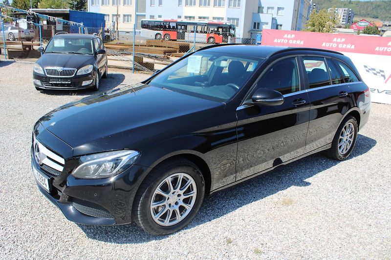 Mercedes-Benz Třídy C (2016) C220CDI NAVI LED TEMPOMAT ALU - fotka 3 z 16