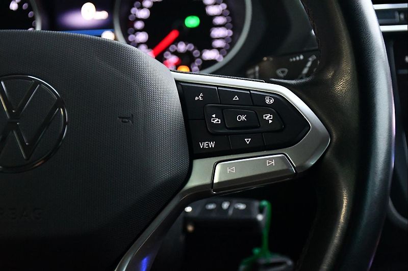 Volkswagen Tiguan 2.0TDi DSG NAVI TAŽNÉ ČR 1.M - fotka 22 z 41
