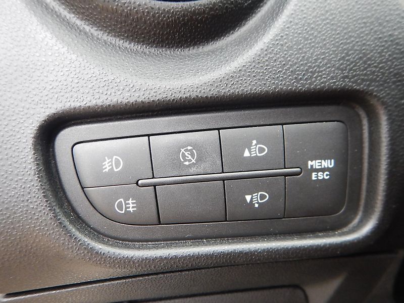 Alfa Romeo MiTo 1.4 T 135, AUTOMAT, KLIMA - fotka 19 z 26