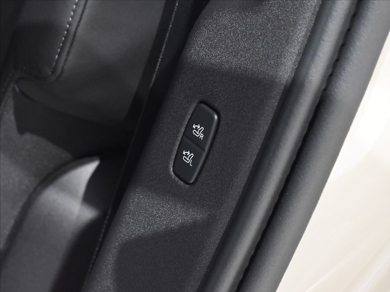 Volvo EX90 TWIN PREFORMANCE Ultra - fotka 20 z 36