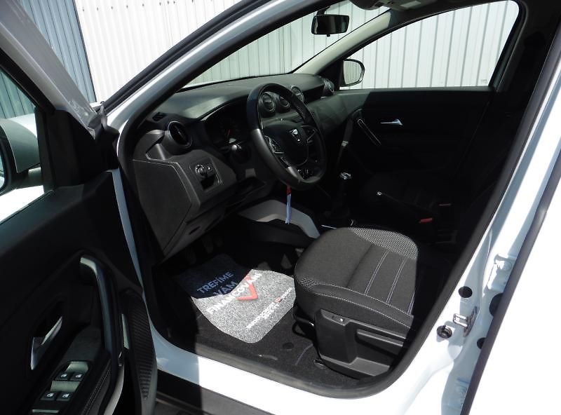 Dacia Duster 1,5 85 kW Comfort 4x4 S&S - fotka 15 z 21