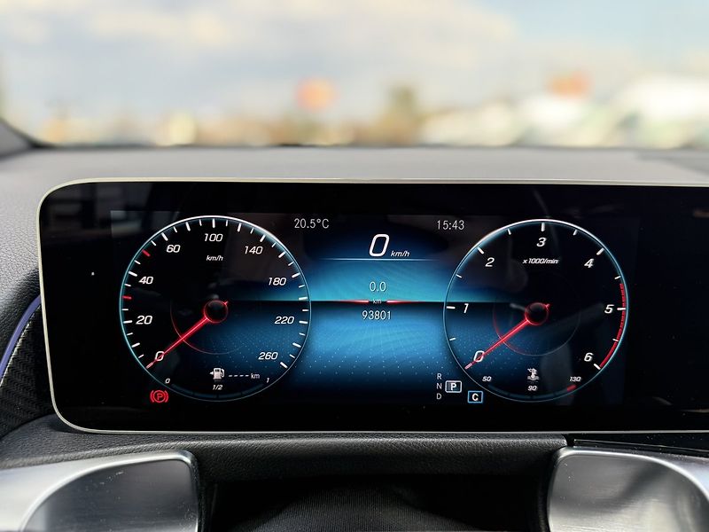 Mercedes-Benz GLB (2021) 220 d 4MATIC - fotka 31 z 46