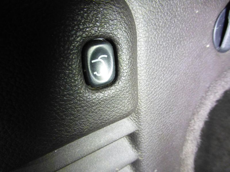 Jeep Grand Cherokee (2013) 3,0CRDI*VYHŘ.S*PARK.KAME*XENON - fotka 27 z 28