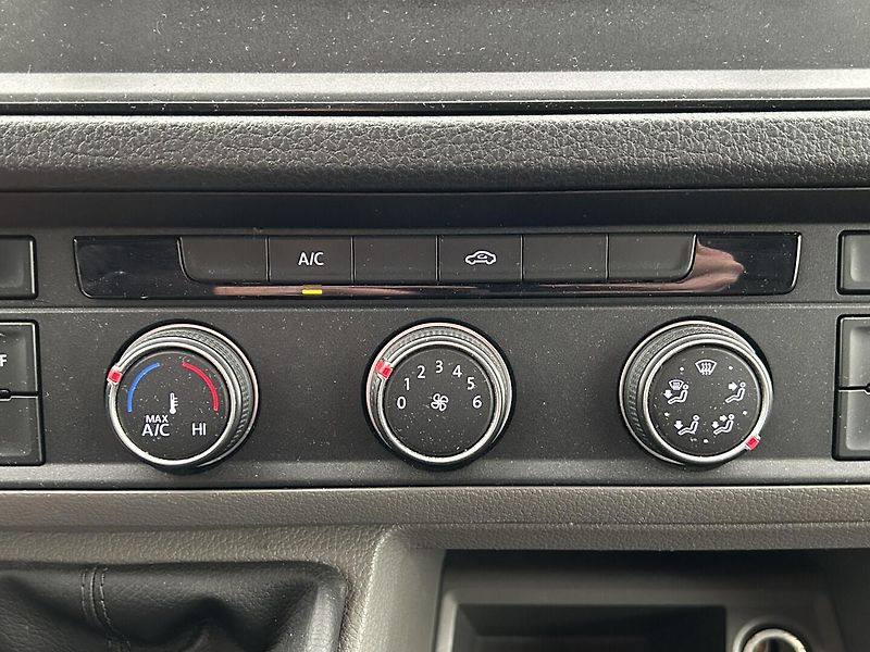Volkswagen Crafter 2.0 TDI - fotka 13 z 21