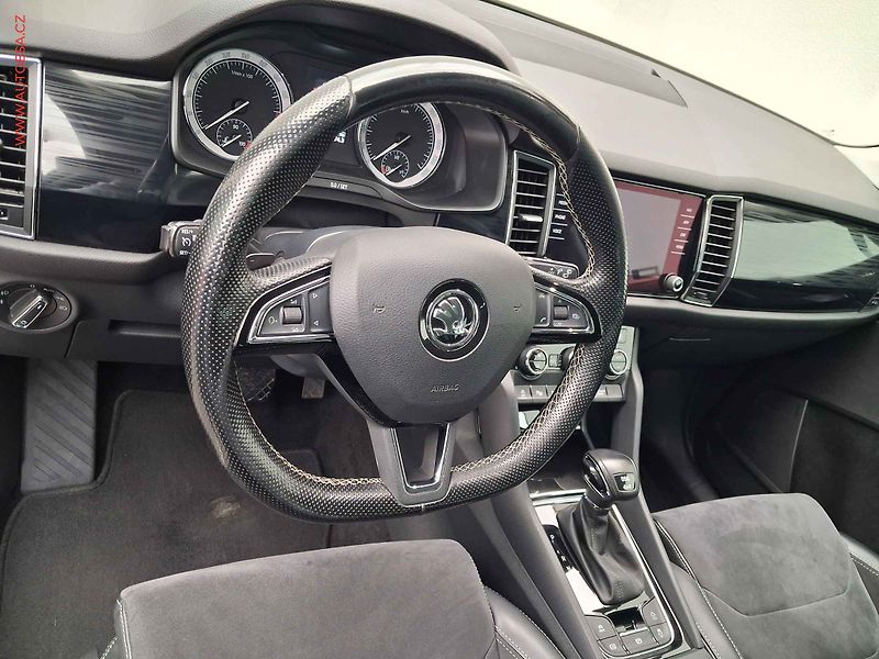 Škoda Kodiaq (2017) 2.0TDi 4x4, ČR, DSG, navi - fotka 14 z 20