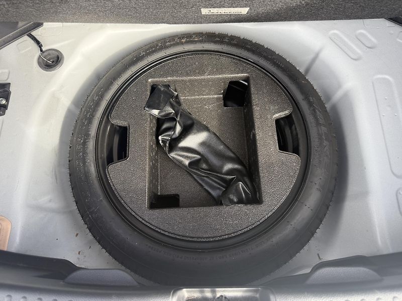 Toyota Yaris 1.5 VVT-i 92KW Style TECH - fotka 20 z 20