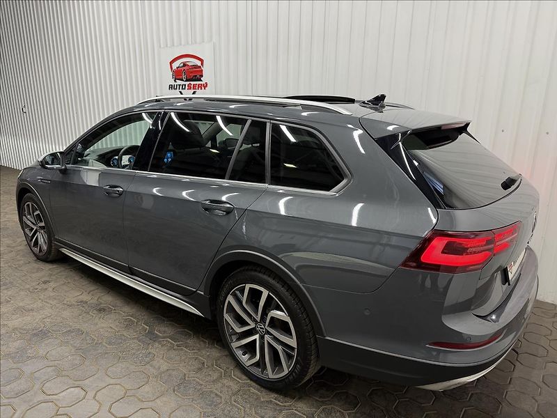 Volkswagen Golf ALLTRACK 147KW 4M PANO IQ.LED - fotka 6 z 47