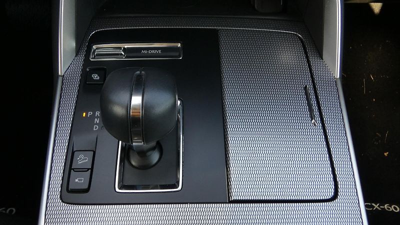 Mazda CX-60 2,5 l e-Skyactiv PHEV Homura - fotka 17 z 27