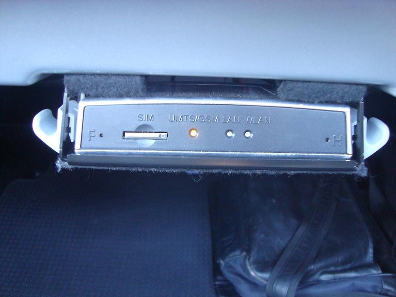 Mercedes-Benz Třídy E (2008) E 500,1.Maj. v ČR,Servisní k. - fotka 59 z 74