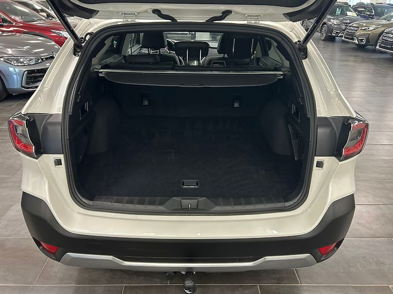 Subaru Outback (2025) 2.5 TOURING 2025 skladem | Zár - fotka 25 z 59