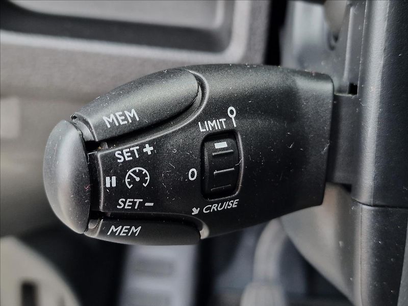 Opel Vivaro 1.5CDTI L1,původ ČR,1.Majitel - fotka 24 z 47