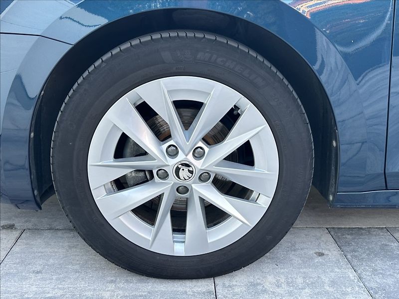 Škoda Octavia 1,5 TSI 150PS  Style M/T - fotka 49 z 60