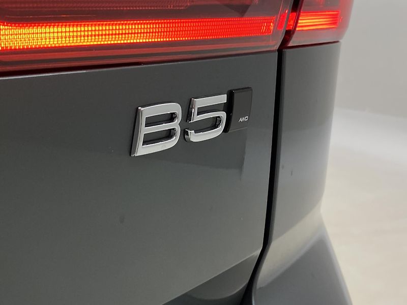 Volvo XC60 (2026) B5 AWD AUT BRIGHT PLUS  - fotka 20 z 66