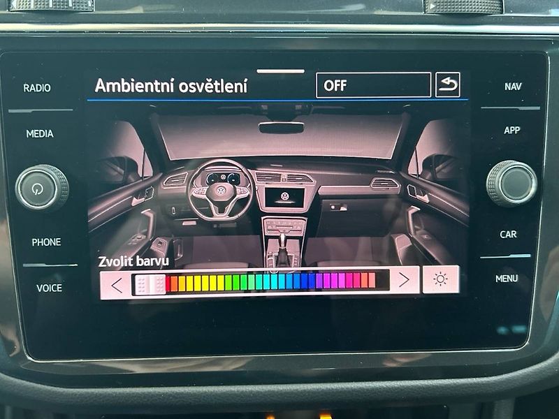 Volkswagen Tiguan (2021) 1.5 TSI 7DSG R-Line - fotka 30 z 35