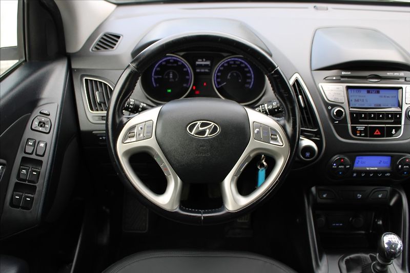 Hyundai ix35 1,6 i  ČR,TAŽNÉ,TRIKOLOR PLUS - fotka 10 z 27
