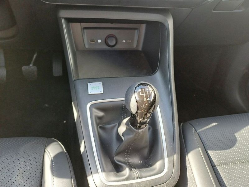 MG ZS 1.5 VTi 85 kW ELEGANCE - fotka 6 z 10