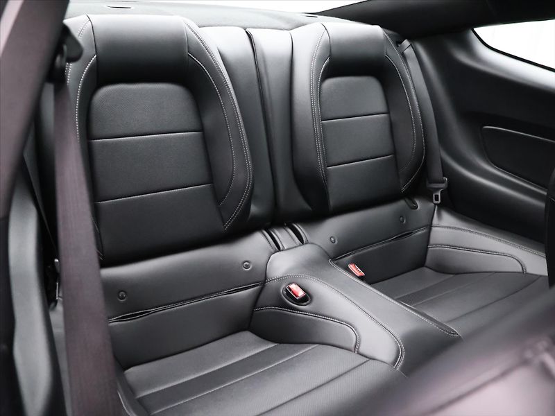 Ford Mustang 2,3 EB 233kW Kůže Navi CZ - fotka 13 z 27
