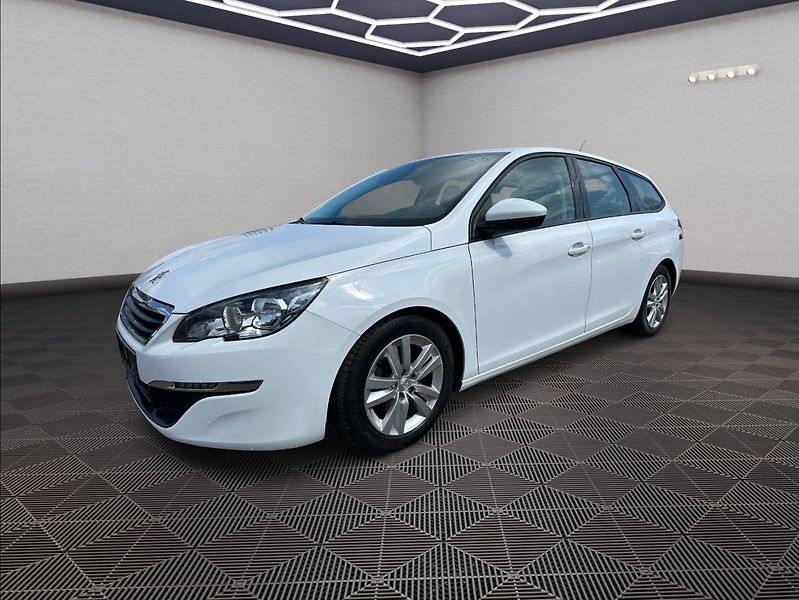 Peugeot 308 (2016) 1.2 Turbo 81kw - fotka 3 z 21