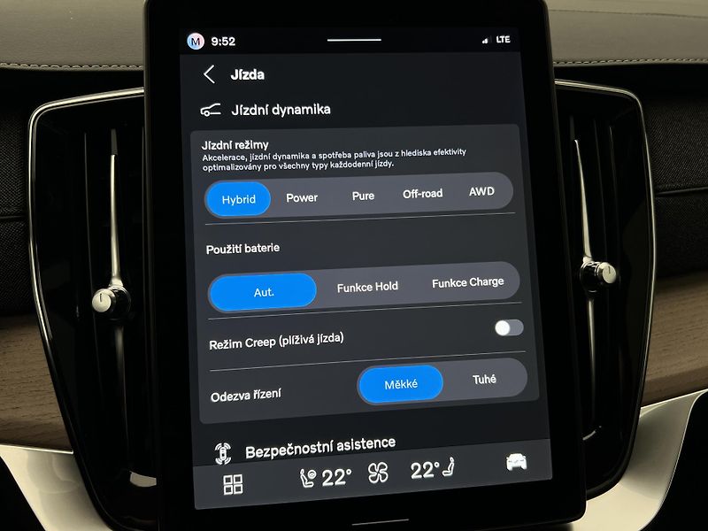 Volvo XC90 T8 AWD RECHARGE PLUS DARK AUT - fotka 38 z 48