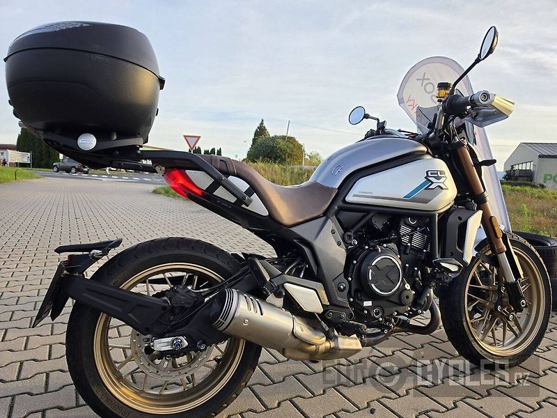 CFMOTO 700 CL-X Heritage (2022) - fotka 6 z 18