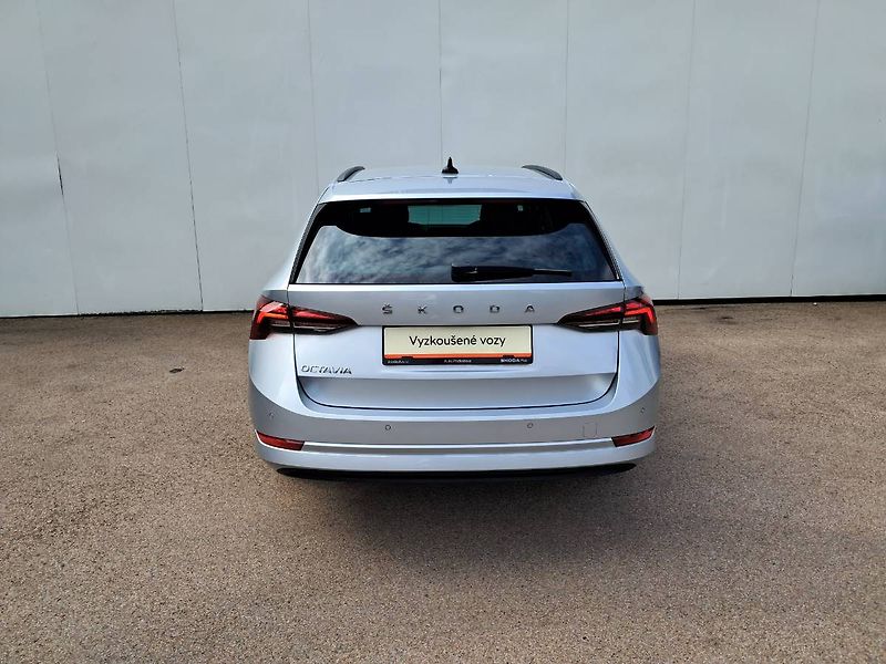 Škoda Octavia (2022) COMBI IV Ambition PLUS 1.5 TSI - fotka 23 z 25