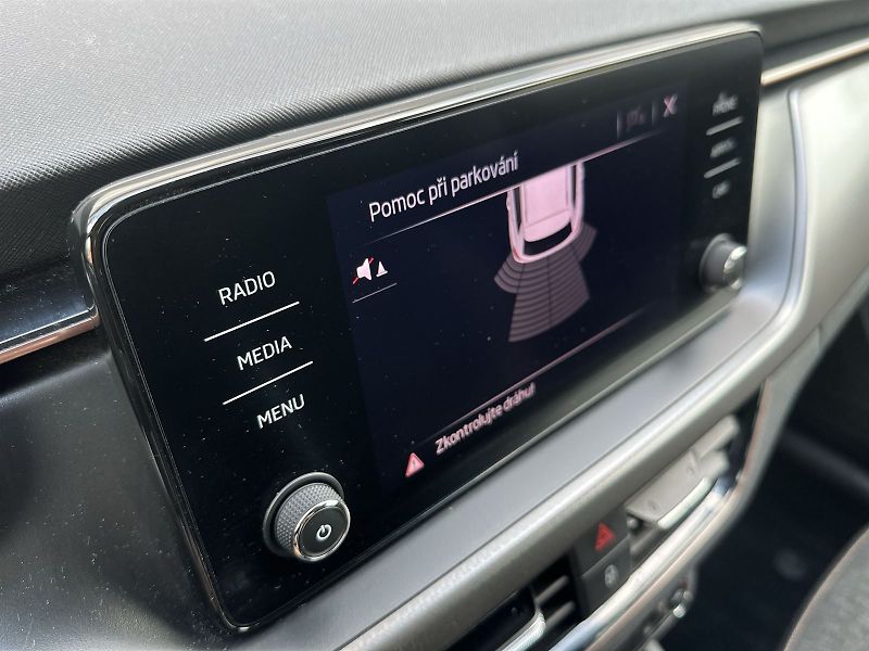 Škoda Kamiq (2023) 1.0 TSI Style - fotka 12 z 28