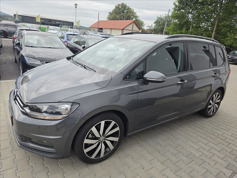 Volkswagen Touran 1,4 TSi 110KW DSG 7 MÍSTNÝ - fotka 10 z 52