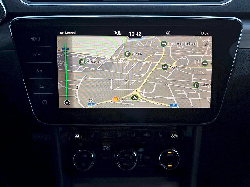Škoda Superb (2023) Style DSG 1,5TSi 110kW - fotka 26 z 35