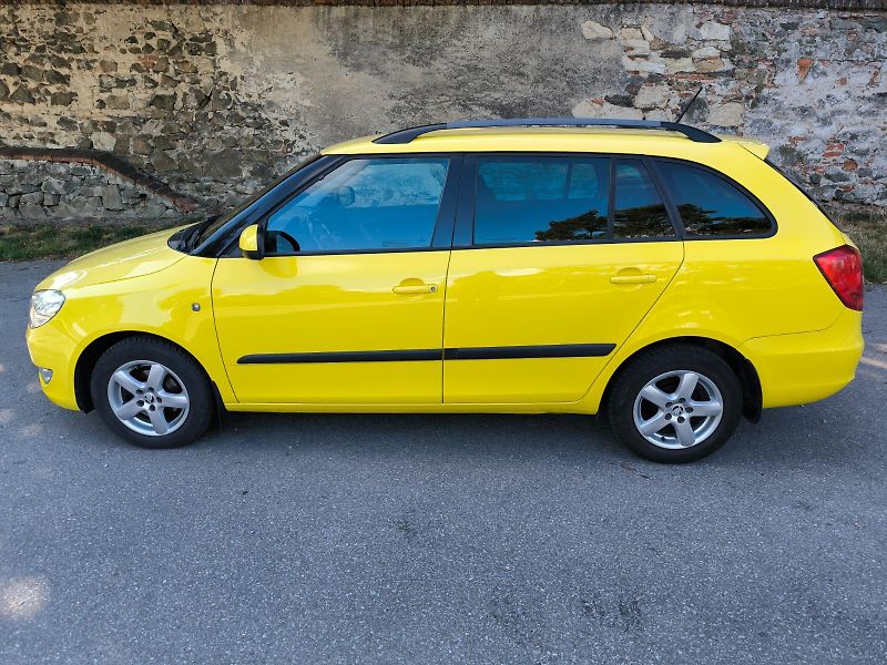 Škoda Fabia (2012) - fotka 3 z 16