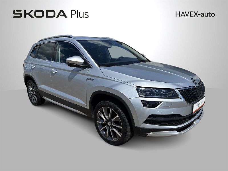 Škoda Karoq (2020) 2.0 TDI 4x4 DSG Scout - fotka 32 z 35