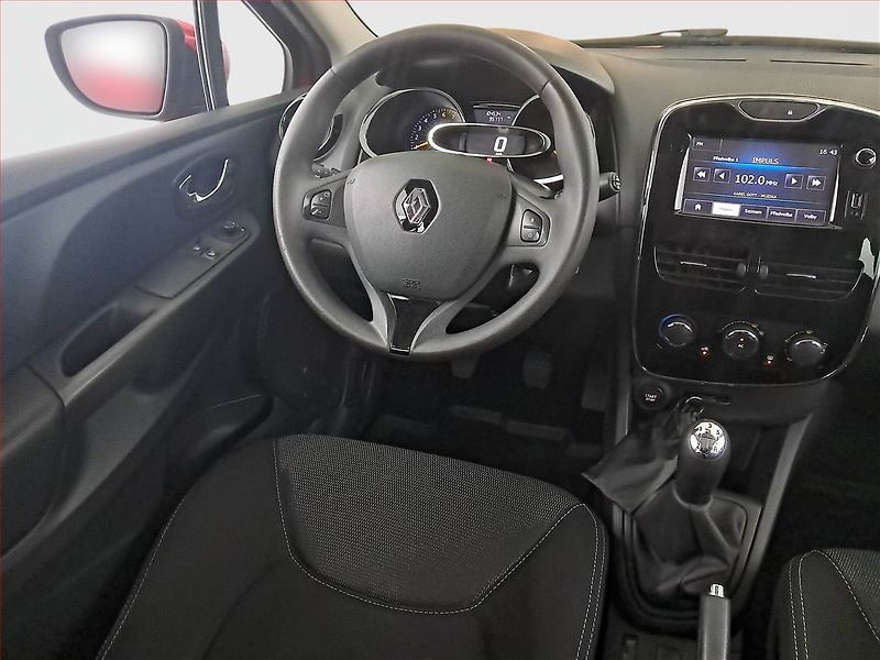 Renault Clio (2015) 1.2 16V, ČR,1.maj, Tempomat - fotka 7 z 14