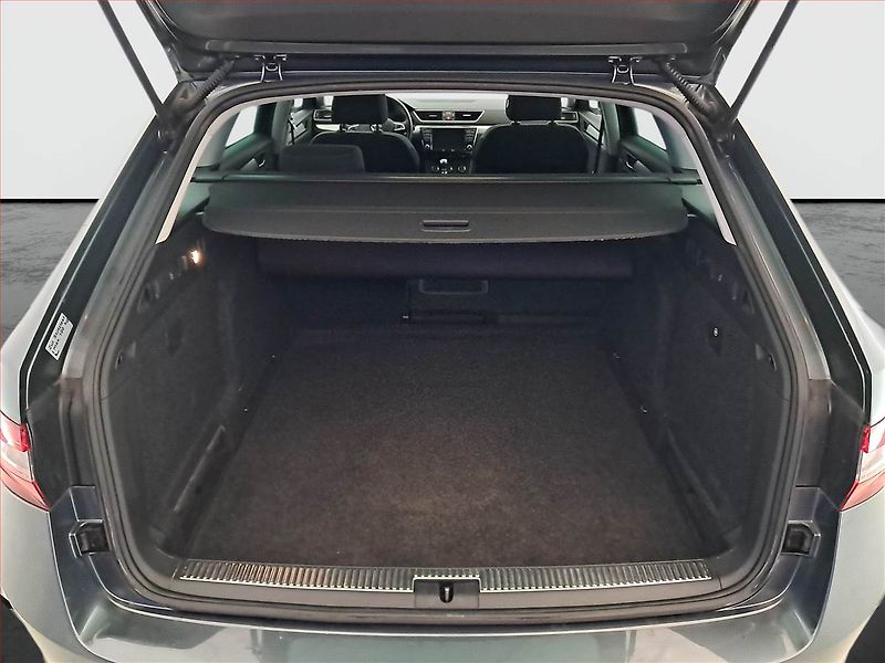 Škoda Superb (2017) Ambition 1.6 TDI, Navi - fotka 14 z 17