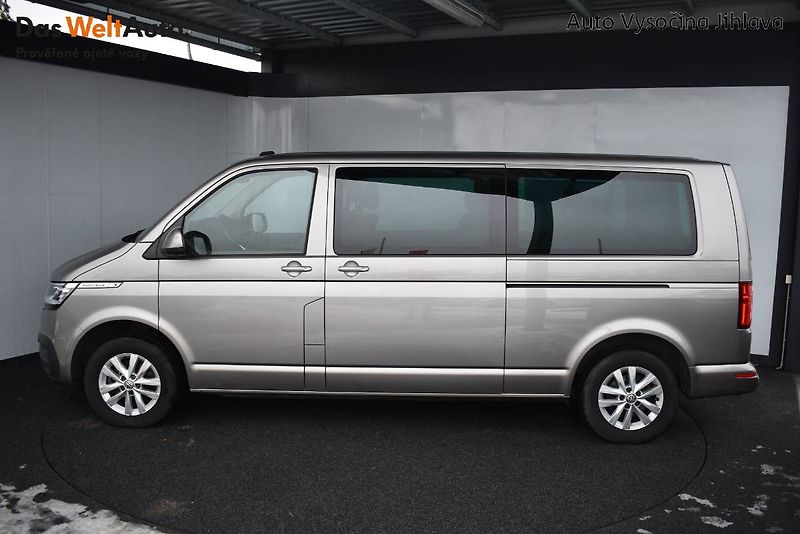 Volkswagen Caravelle (2023) 2.0TDI 110kW DSG, LED, 8 míst - fotka 3 z 24