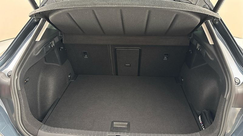 Cupra Formentor 2.0 TSI DSG 4Drive - fotka 17 z 29