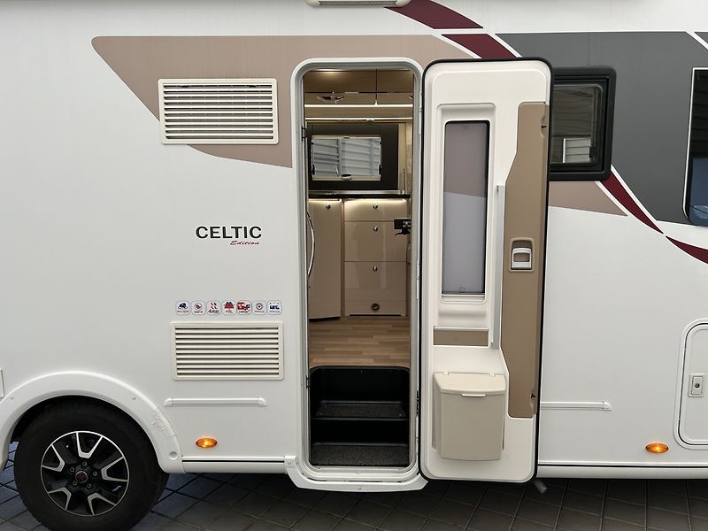 Autostar Ostatní 2.3 LC Edition CZ - fotka 56 z 73