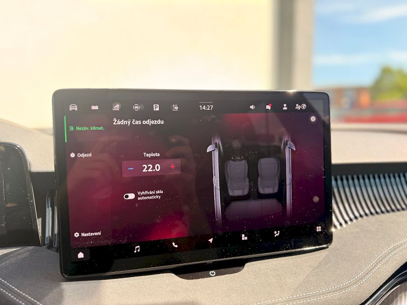 Škoda Superb (2025) COMBI SPORTLINE - fotka 33 z 35