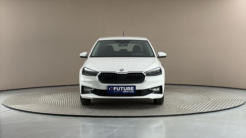 Škoda Fabia 1.0 TSI Ambition - fotka 3 z 24