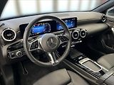 Mercedes-Benz Třídy A 180 Progressive Line - náhled 9