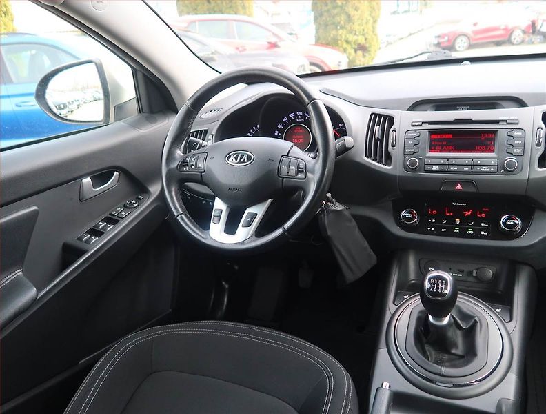 Kia Sportage (2013) 1.6 GDI, ČR,1.maj, Serv.kniha - fotka 7 z 14