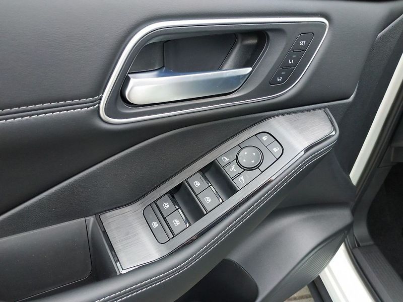 Nissan X-Trail E-POWER e-4ORCE TEKNA SKLADEM - fotka 9 z 28