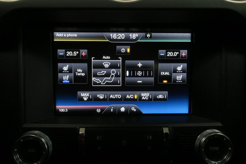Ford Mustang (2015) 5.0 Ti-VCT V8 GT 50 automat - fotka 30 z 48