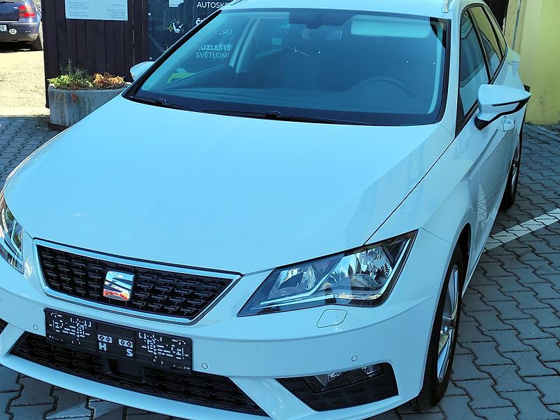 Seat Leon 1,2 ST Style 1maj*SERV.KNÍŽKA* - fotka 3 z 44