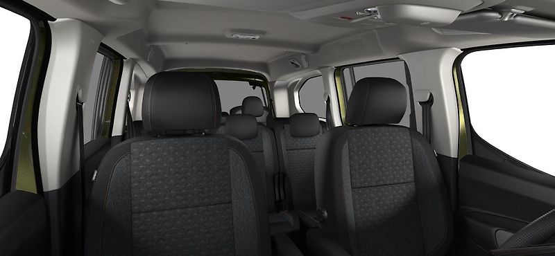 Peugeot Rifter (2026) LONG GT DIESEL 130 AUT - fotka 8 z 9