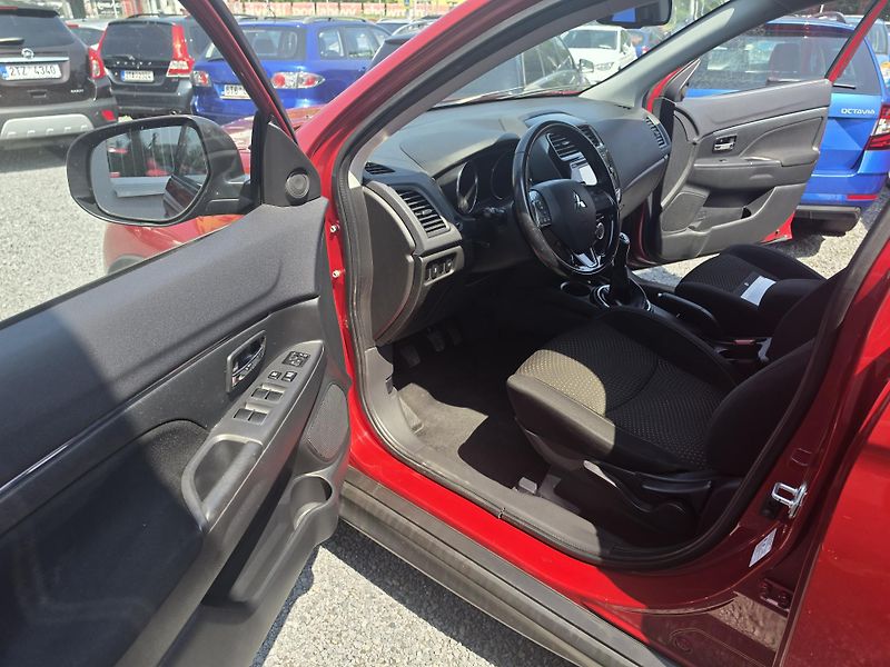 Mitsubishi ASX 1.6 i Kamera Kei - fotka 10 z 17
