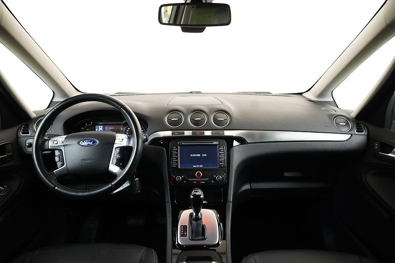 Ford Galaxy - fotka 5 z 26