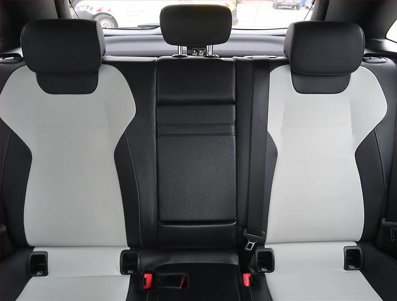 Mercedes-Benz Třídy B (2019) AMG line B 200 - fotka 10 z 25