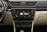 Škoda Superb (2016) 2.0 TDI 4x4, 4X4, Automat - náhled 11